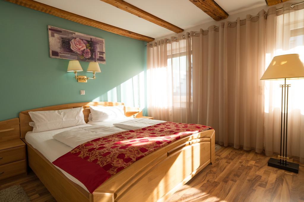 Wellnesshotel & Restaurant Hexenschopf Löffingen Kültér fotó